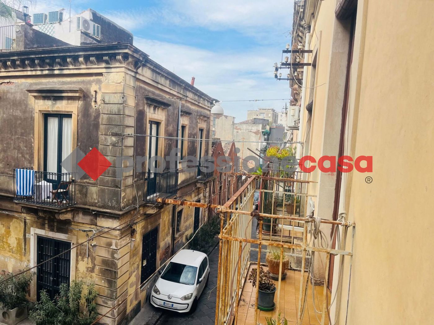 Trilocale da ristrutturare a Catania