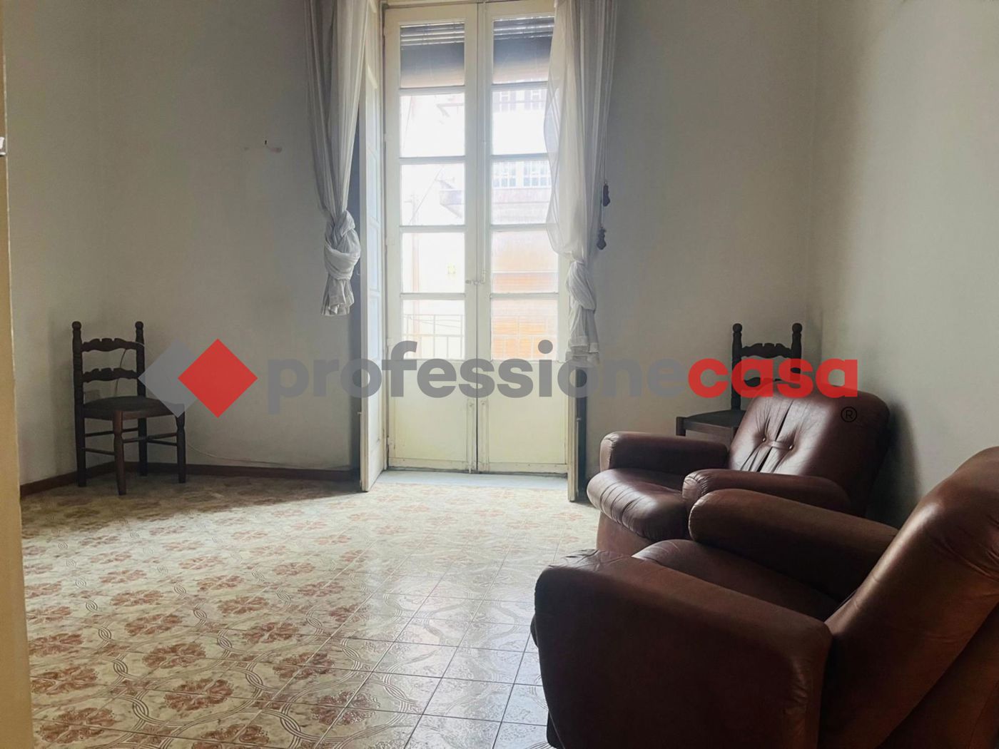 Trilocale da ristrutturare a Catania