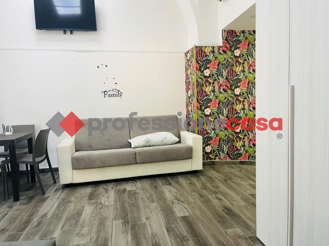 Casa indipendente arredata in affitto a Catania