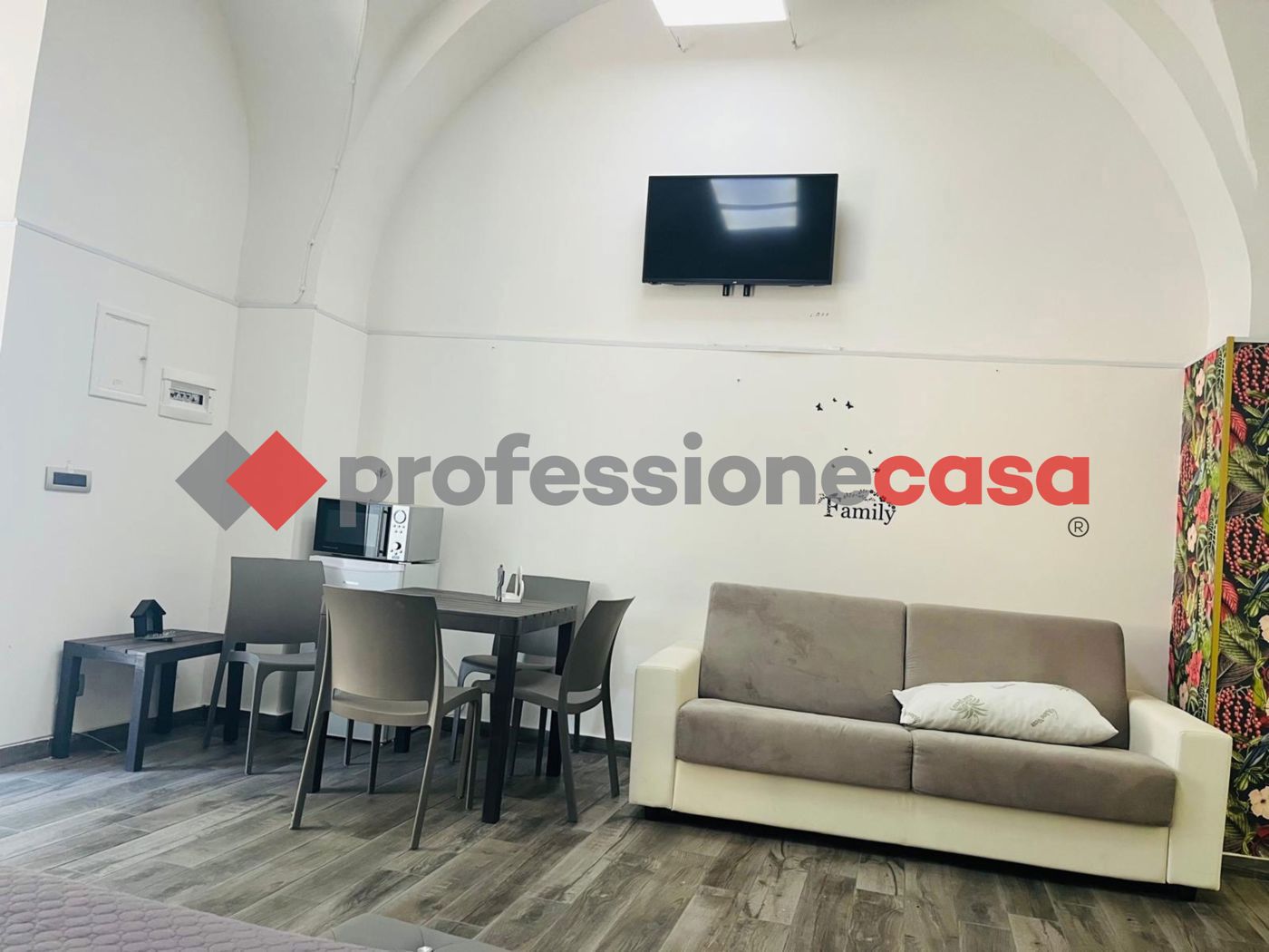 Casa indipendente arredata in affitto a Catania