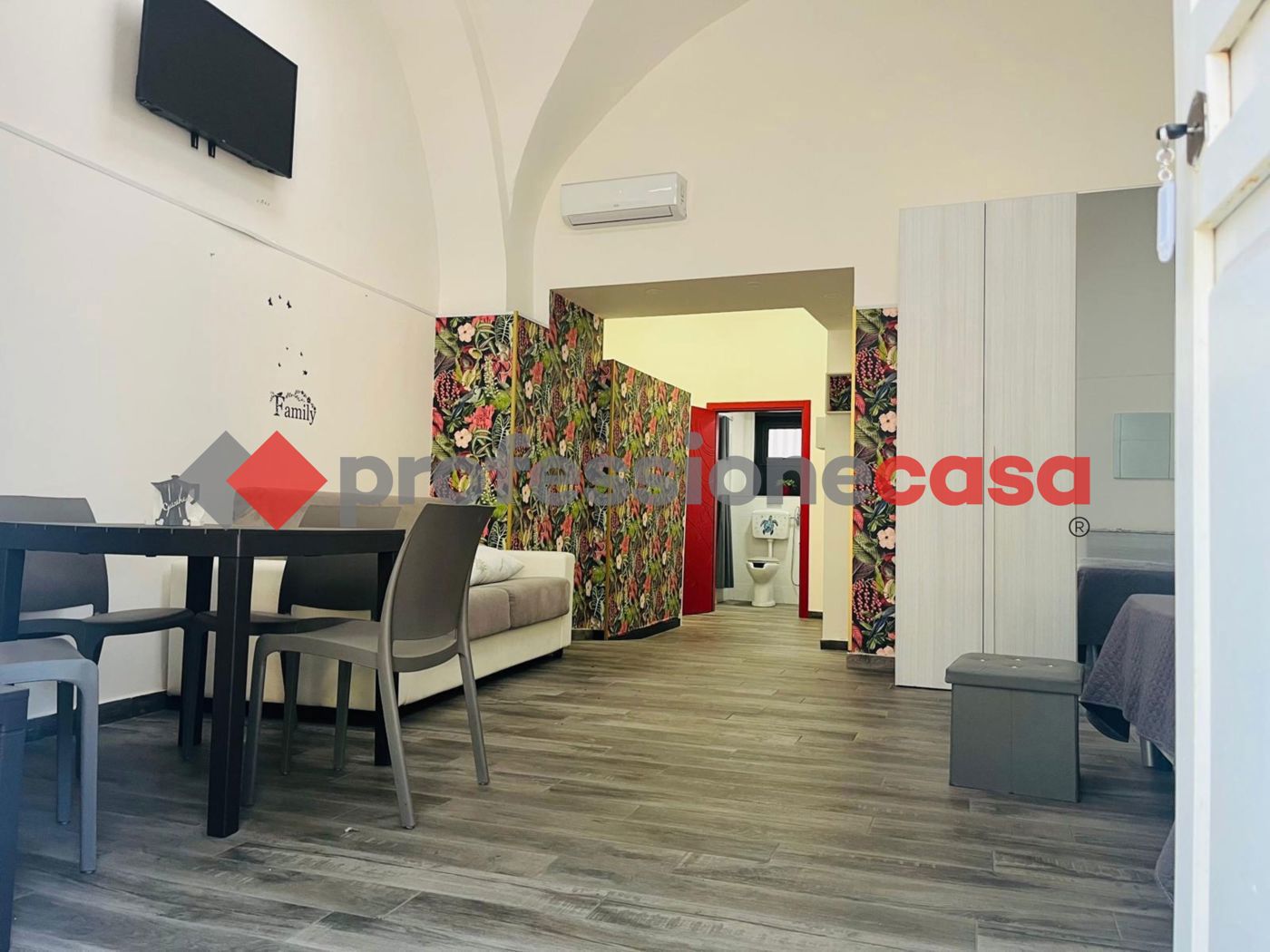 Casa indipendente arredata in affitto a Catania