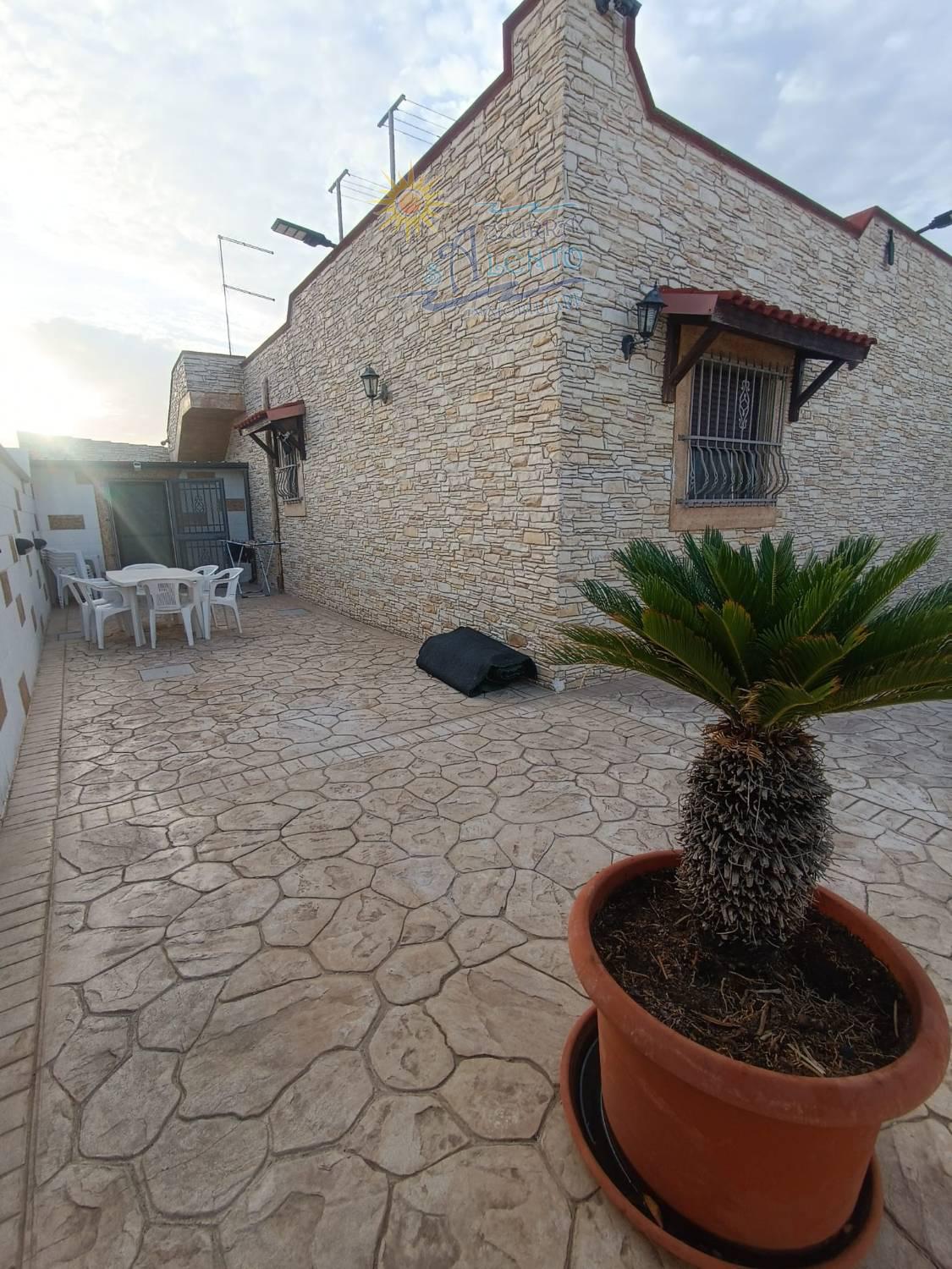 Villa in vendita a Maruggio