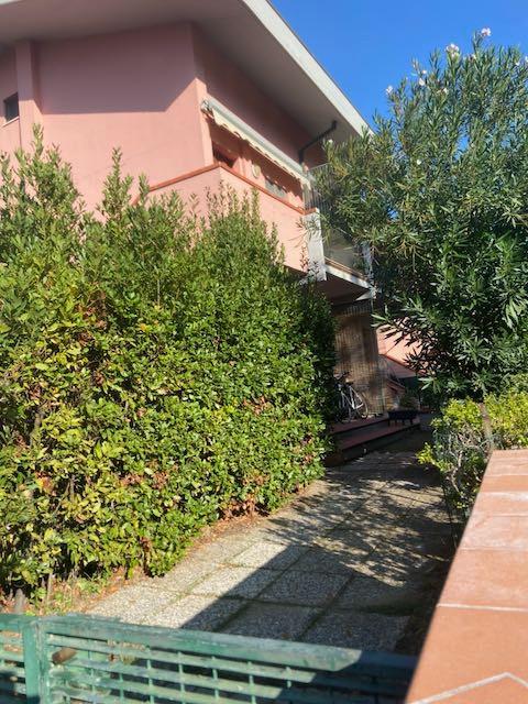 Bilocale con giardino, Pisa tirrenia