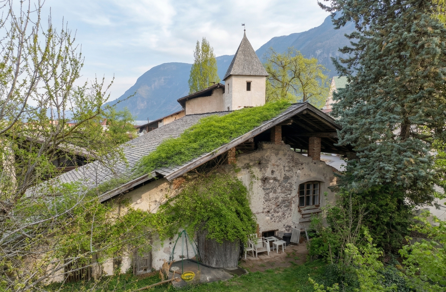 Rustico da ristrutturare a Ora