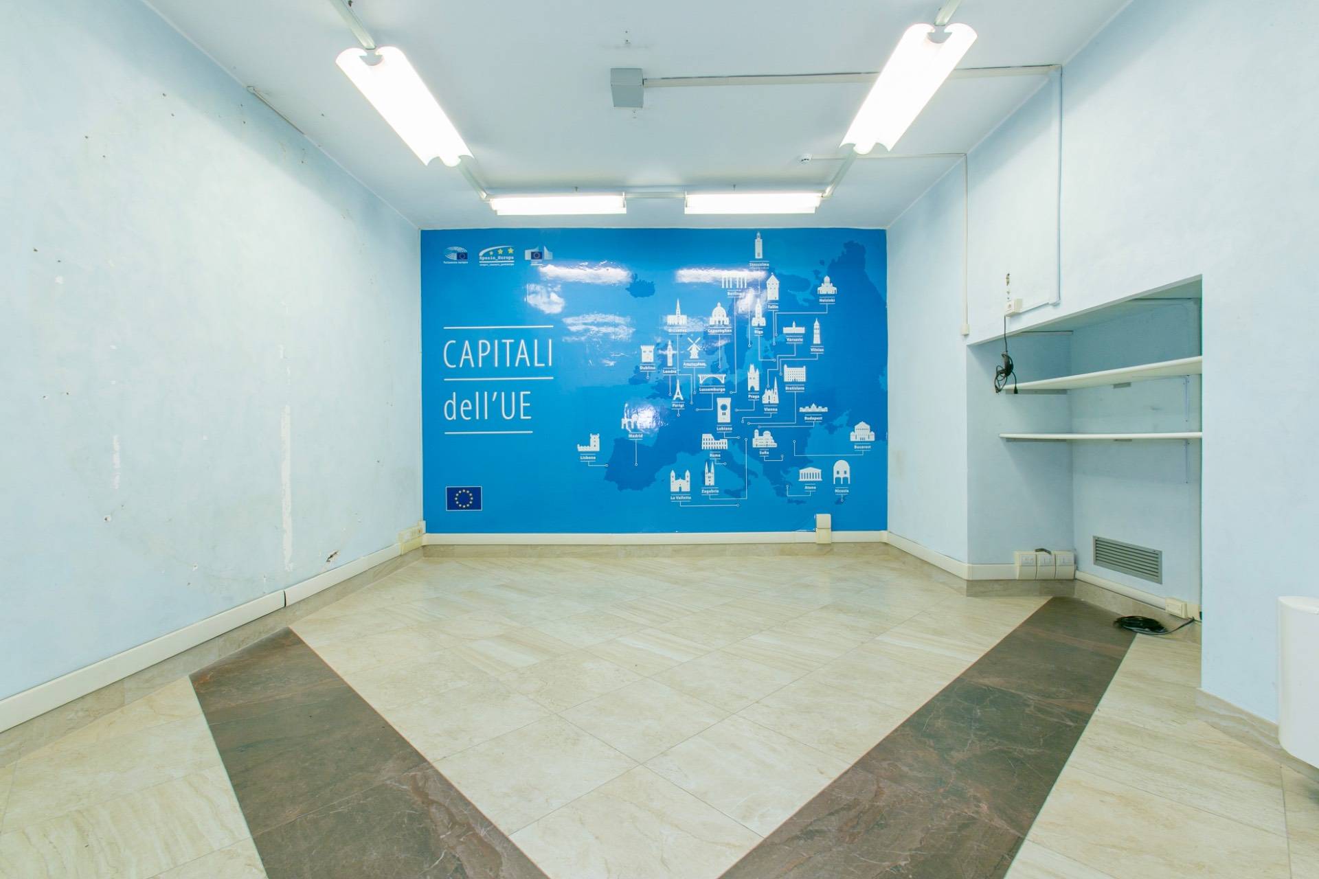 Locale commerciale in affitto a Roma, Centro Storico