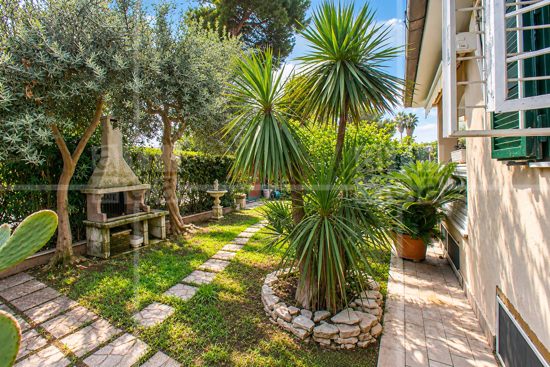 Villa in vendita a Ladispoli, Marina San Nicola