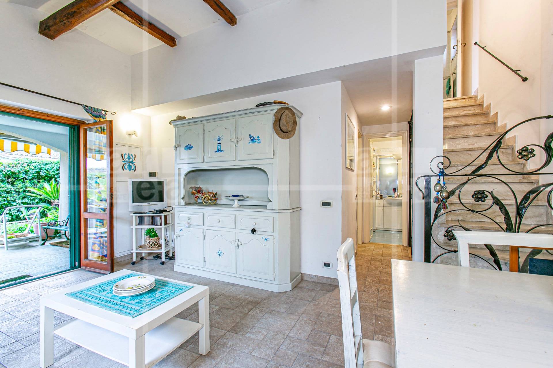 Villa in vendita a Ladispoli, Marina San Nicola