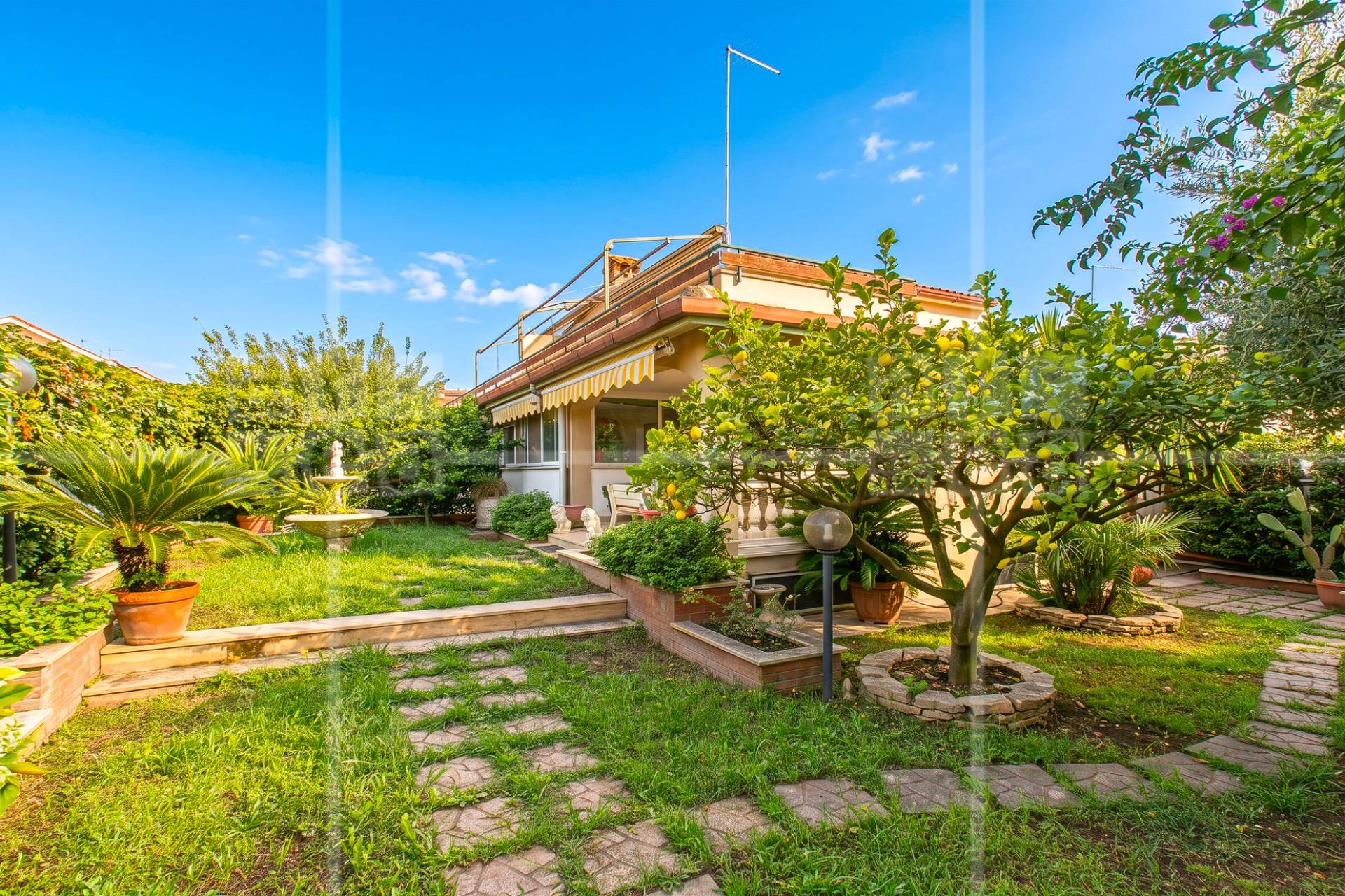 Villa in vendita a Ladispoli, Marina San Nicola