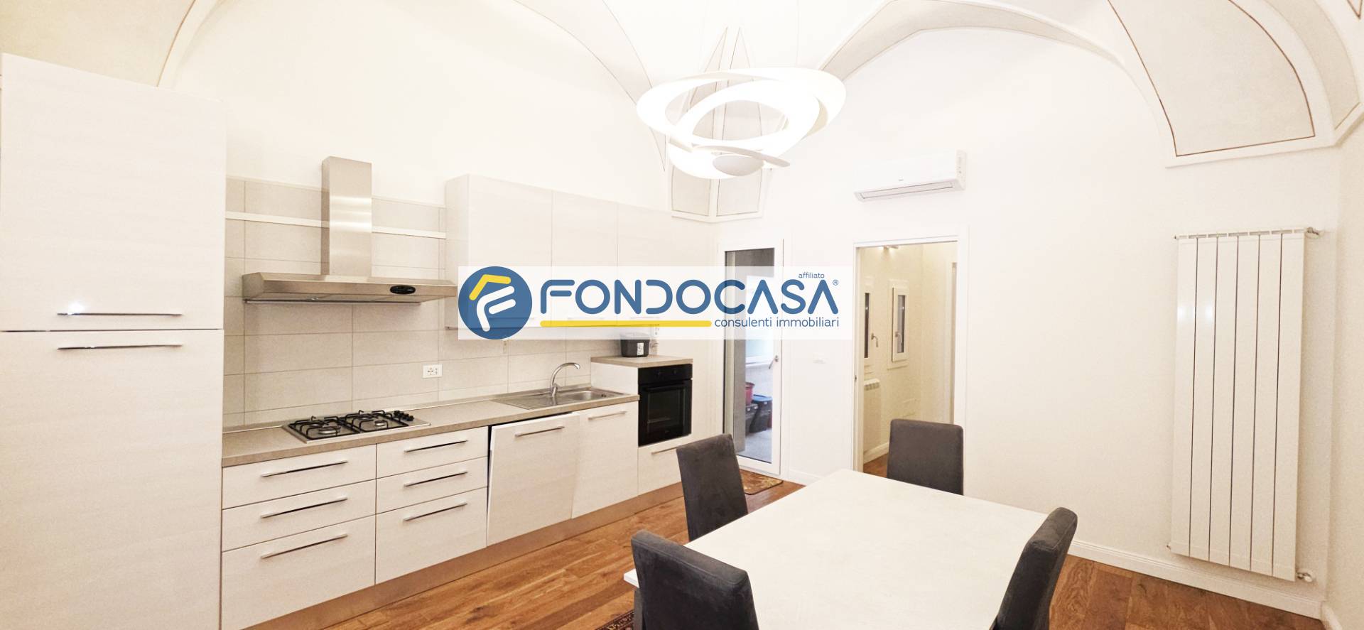 Casa indipendente in affitto a Brindisi