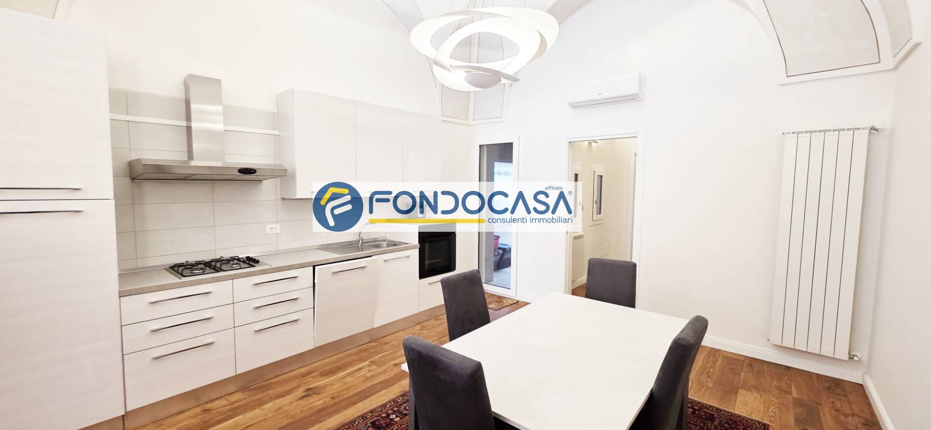 Casa indipendente in affitto a Brindisi