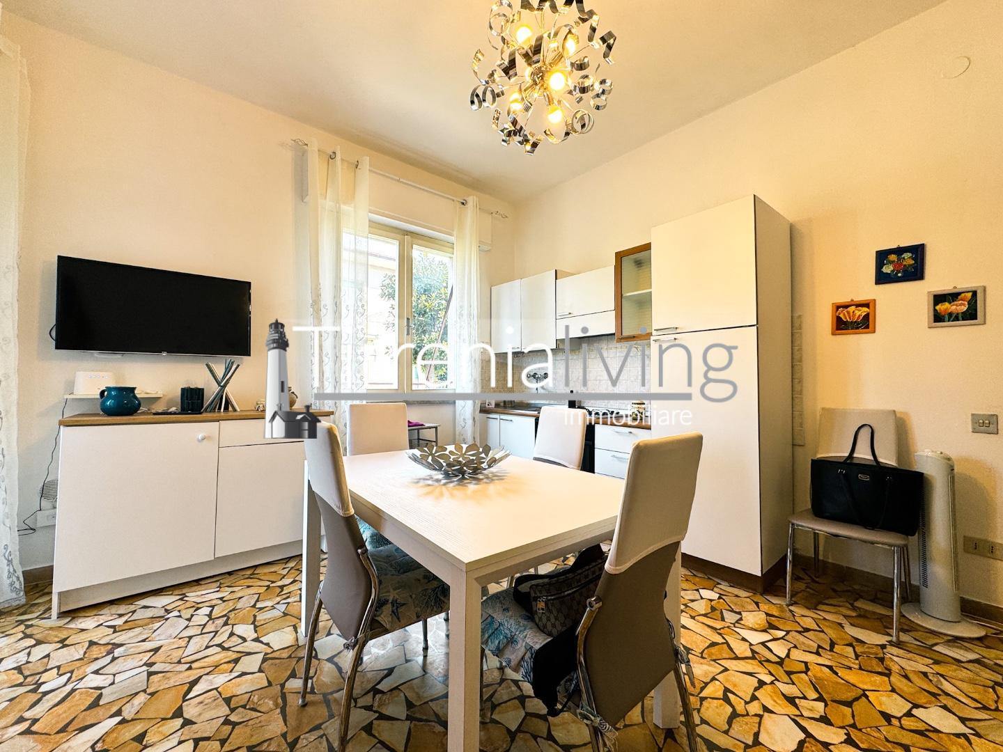 Trilocale arredato in affitto, Pisa tirrenia