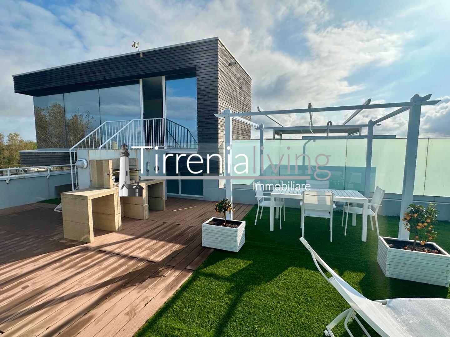 Trilocale arredato in affitto, Pisa calambrone