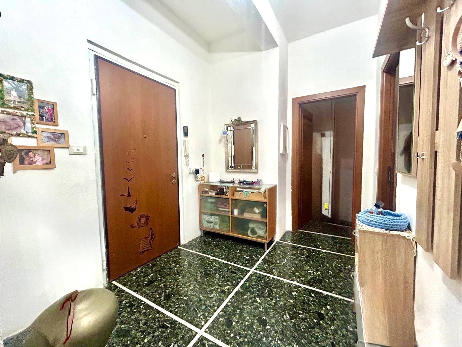 Appartamento in vendita a Savona