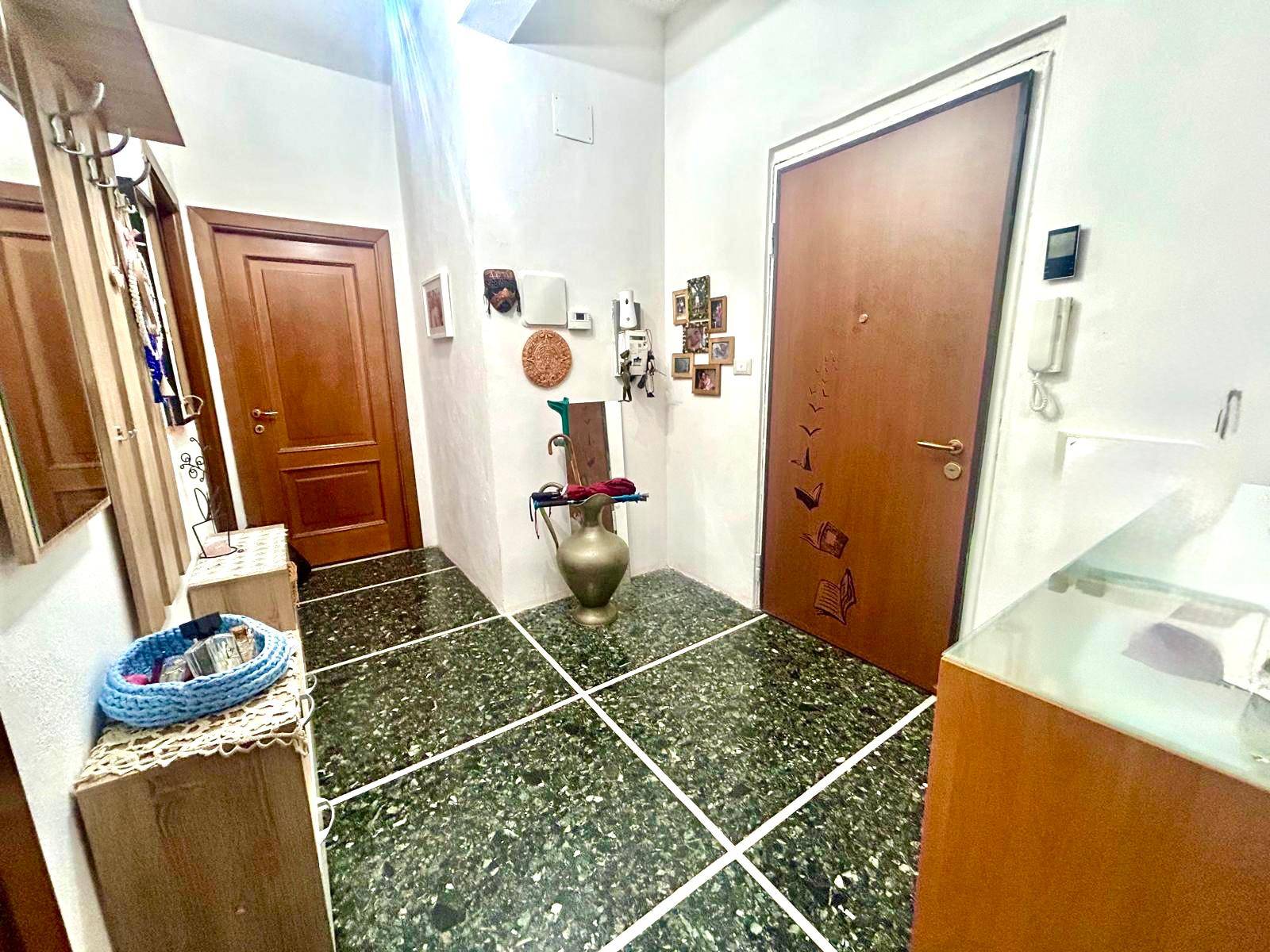 Appartamento in vendita a Savona