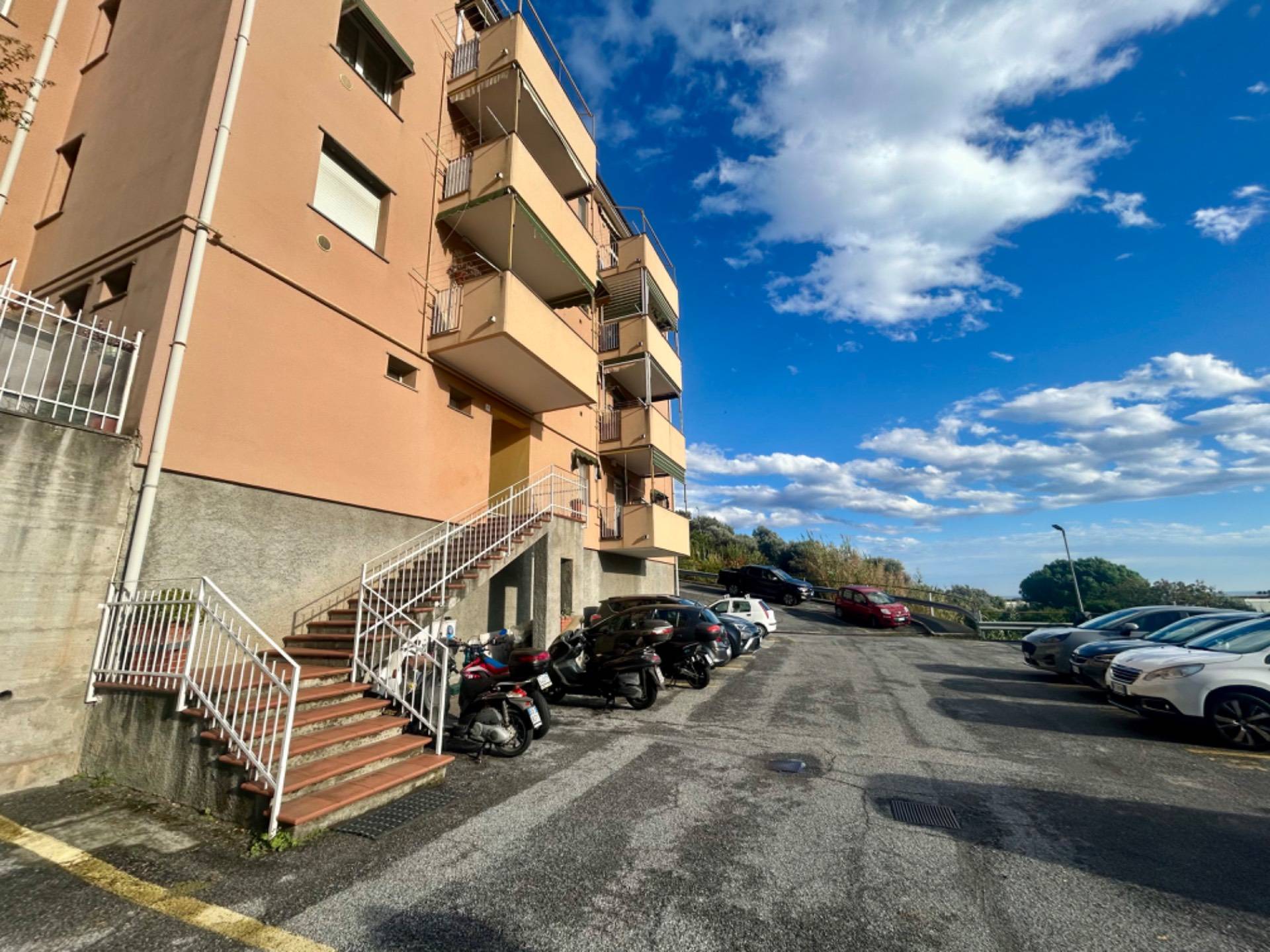 Appartamento in vendita a Celle Ligure