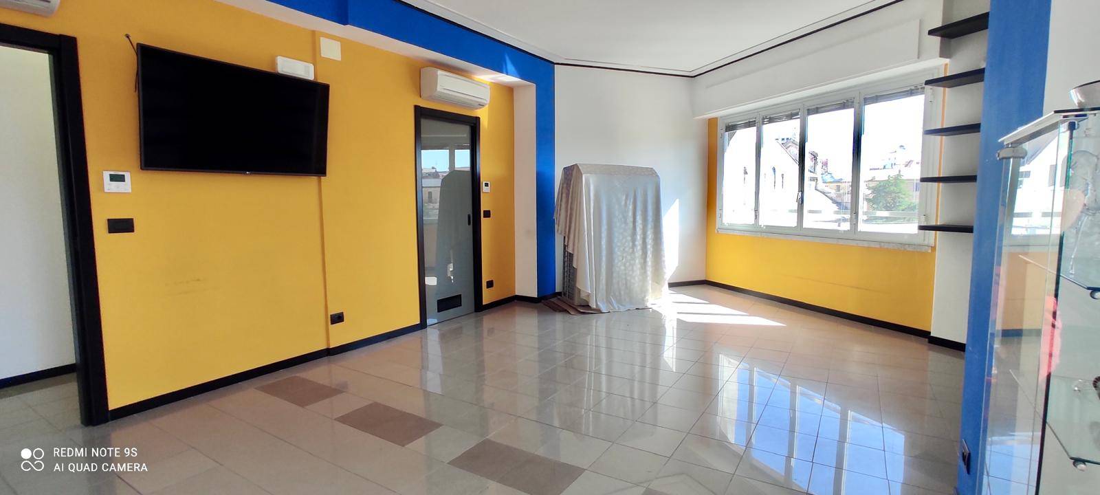 Appartamento in vendita a Savona, Centro storico