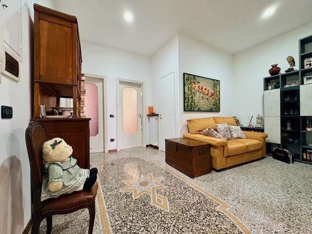 Appartamento in vendita a Savona, Centro