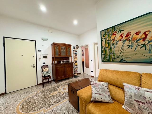 Appartamento in vendita a Savona, Centro