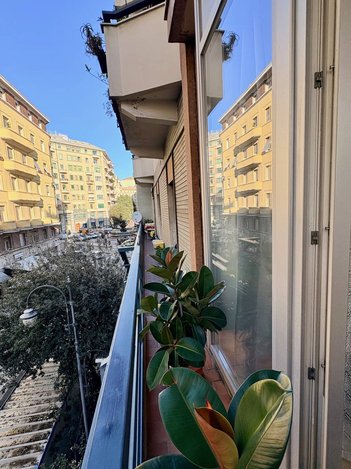 Appartamento in vendita a Savona, Centro