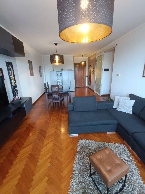 Appartamento in vendita a Savona, Oltreletimbro