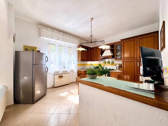 Appartamento in vendita a Savona, S. Rita