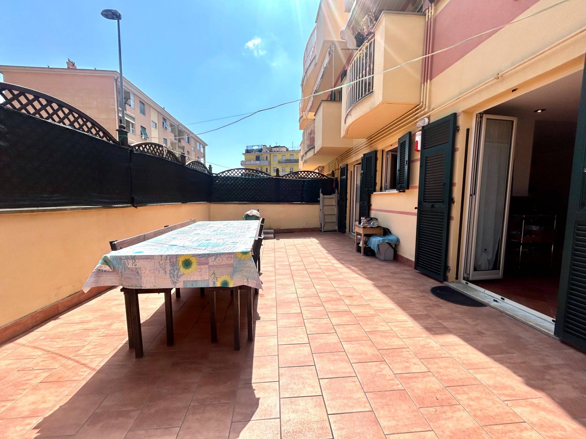 Appartamento in vendita a Savona, Centro