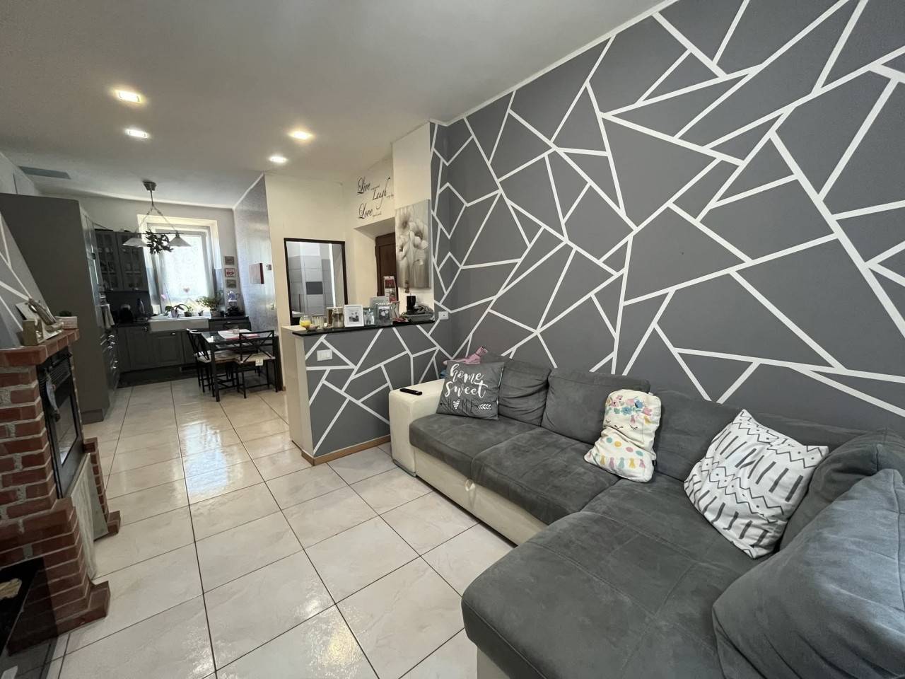 Appartamento in vendita a Savona, Montemoro