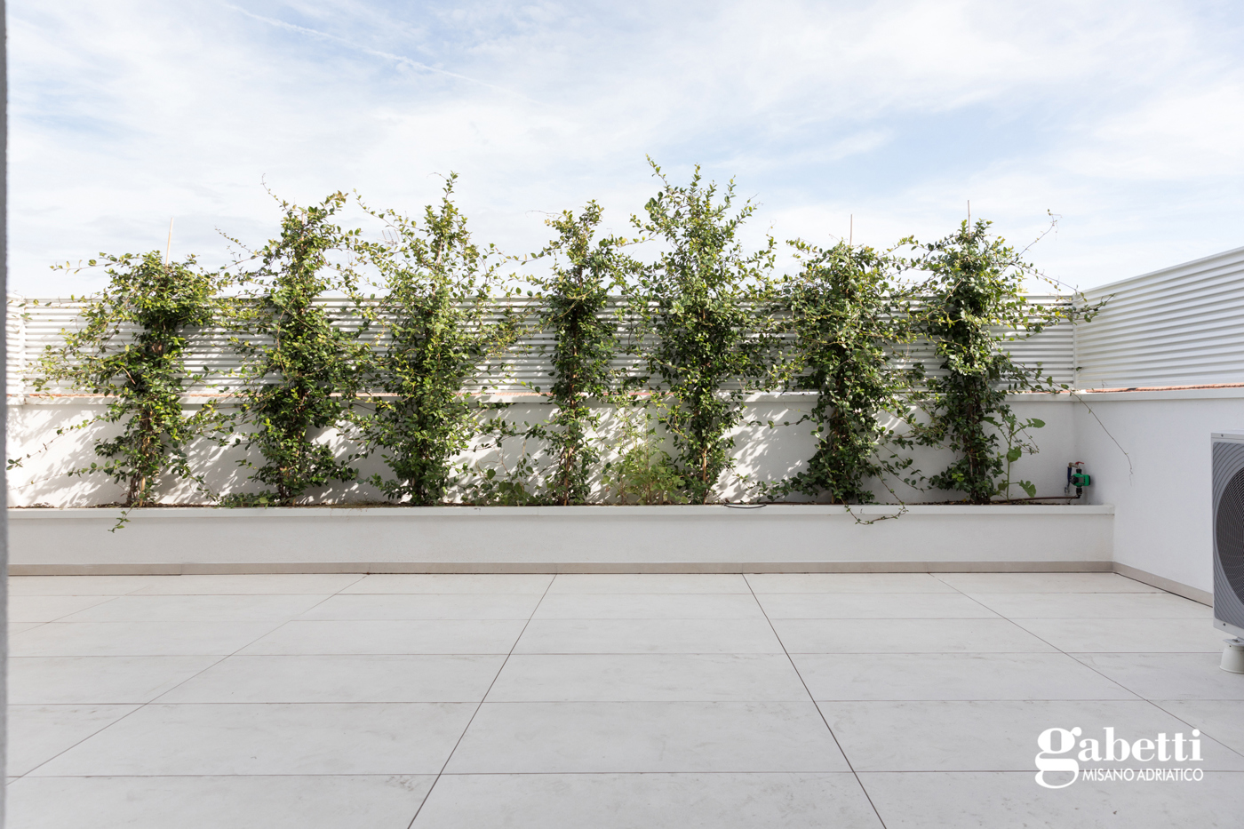 Attico con box a Riccione