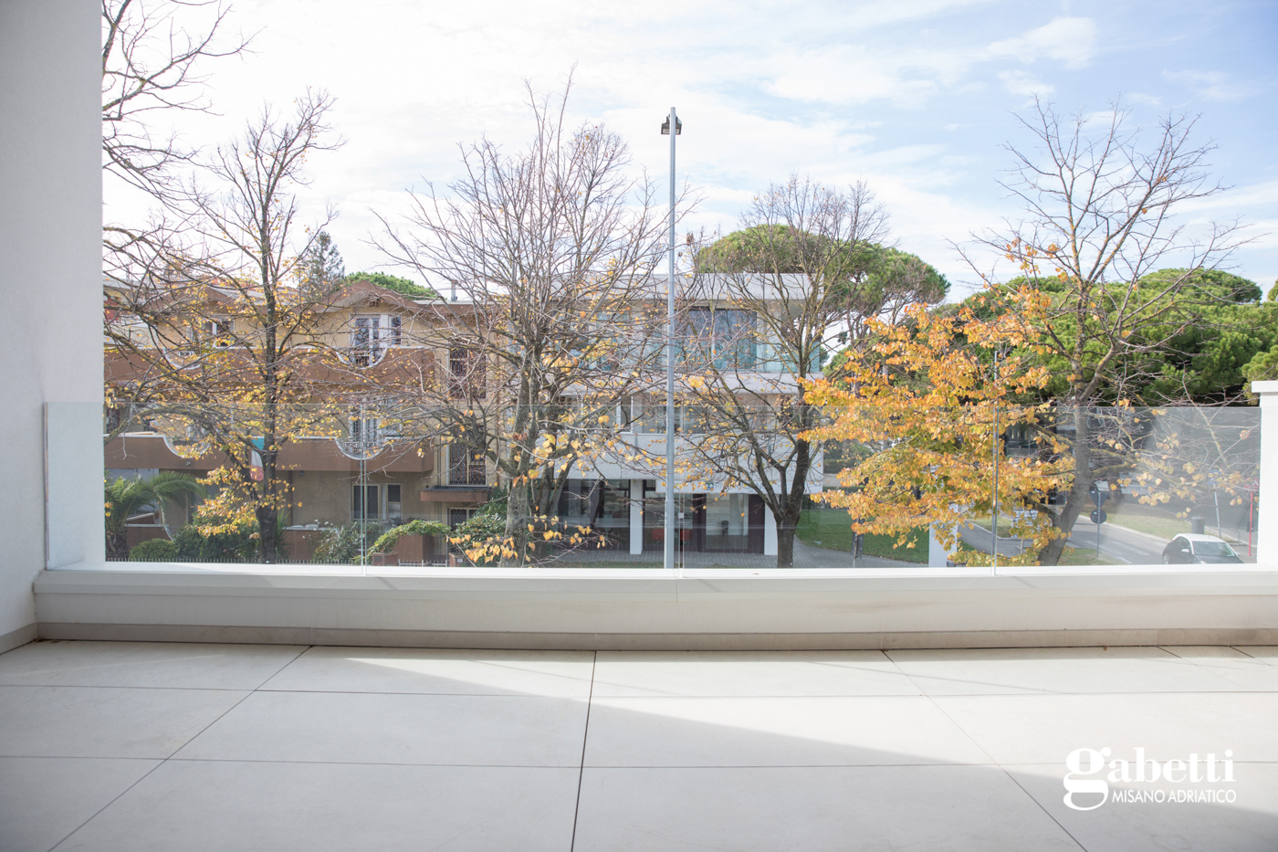 Attico con box a Riccione