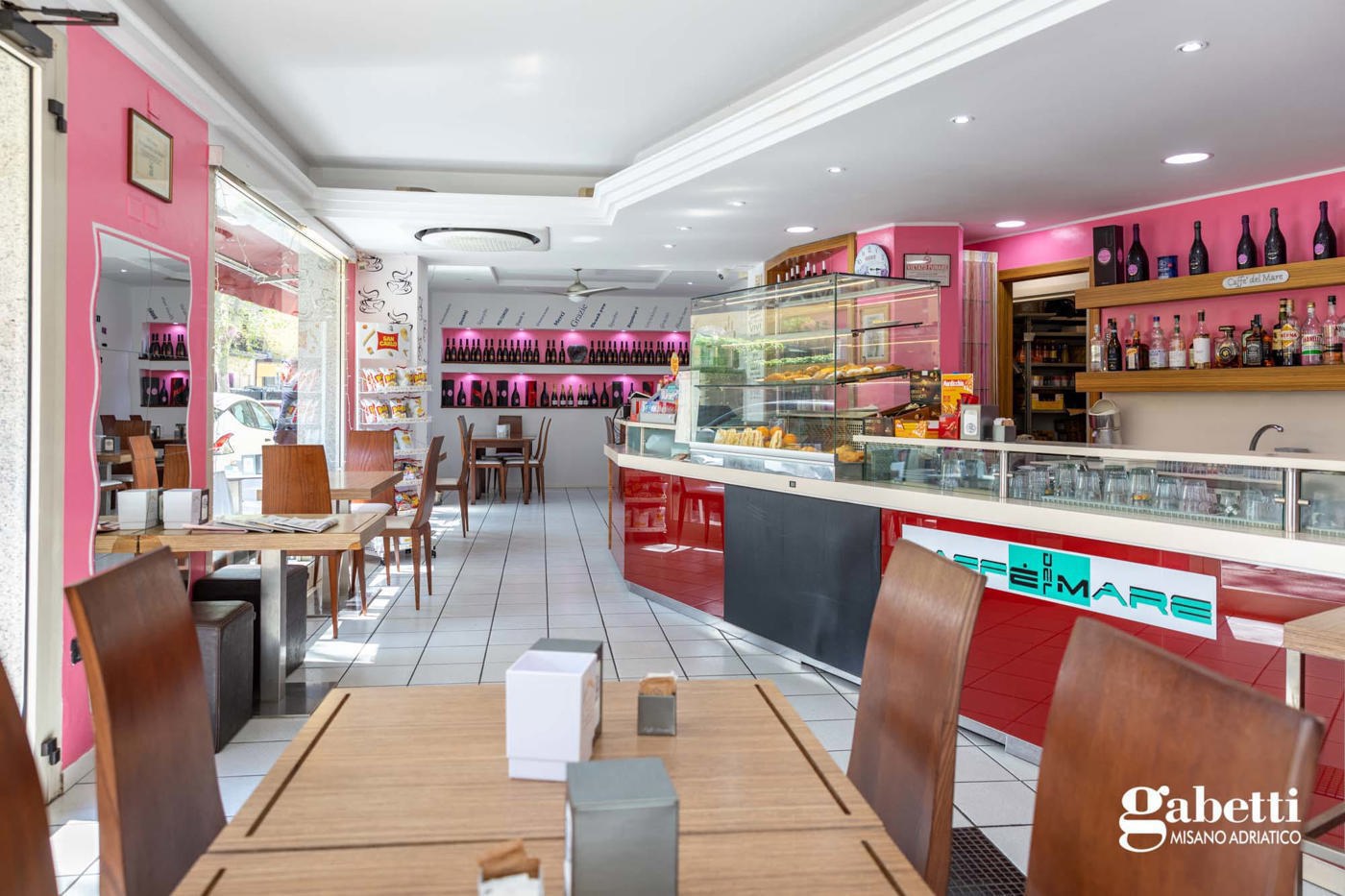Attivit commerciale Bar e tabacchi in vendita a Cattolica