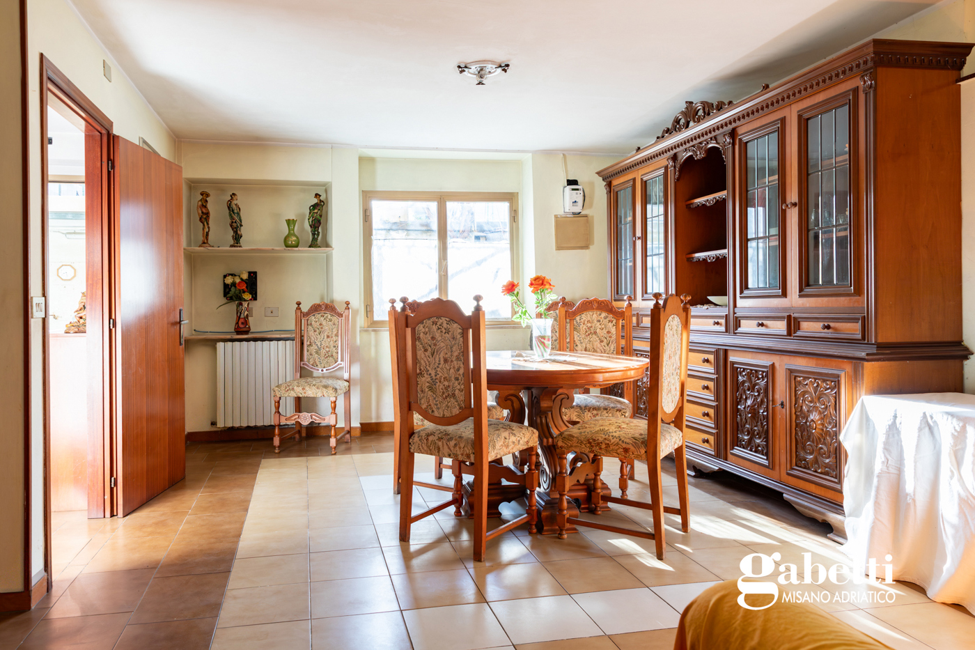 Casa indipendente da ristrutturare a Pesaro