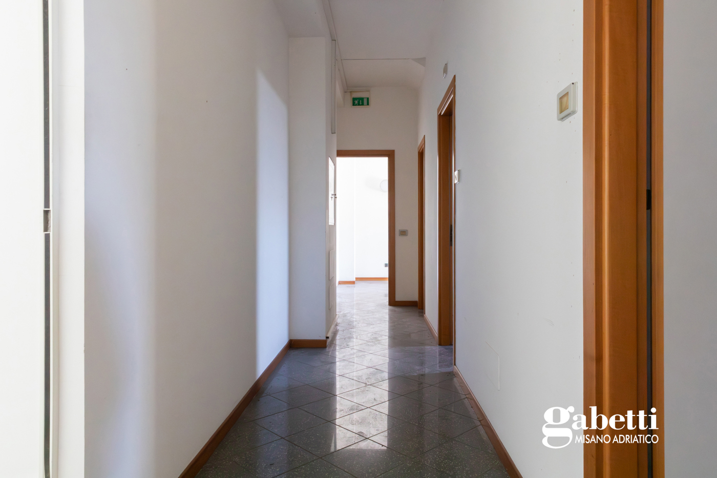 Capannone in vendita a Riccione