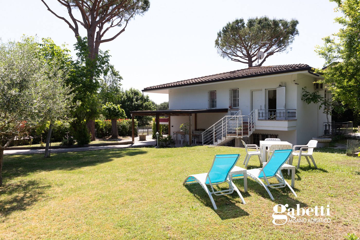 Villa con giardino a Misano Adriatico