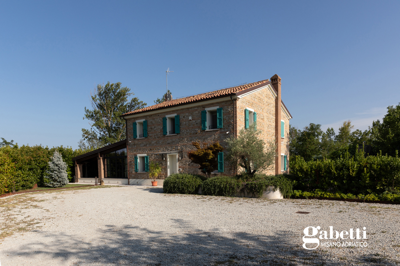 Villa con giardino a Misano Adriatico
