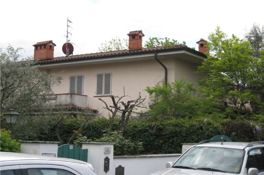 Appartamento con giardino, Lucca prima periferia