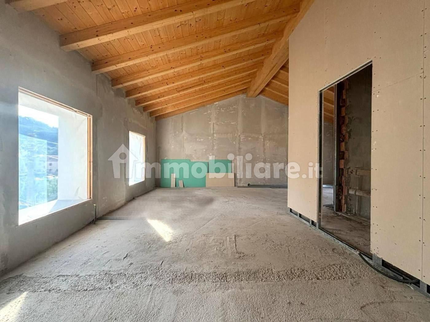 Quadrilocale nuovo, Lucca ponte a moriano