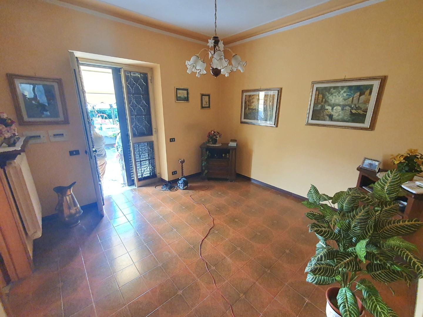 Casa indipendente con giardino, Lucca santa maria a colle