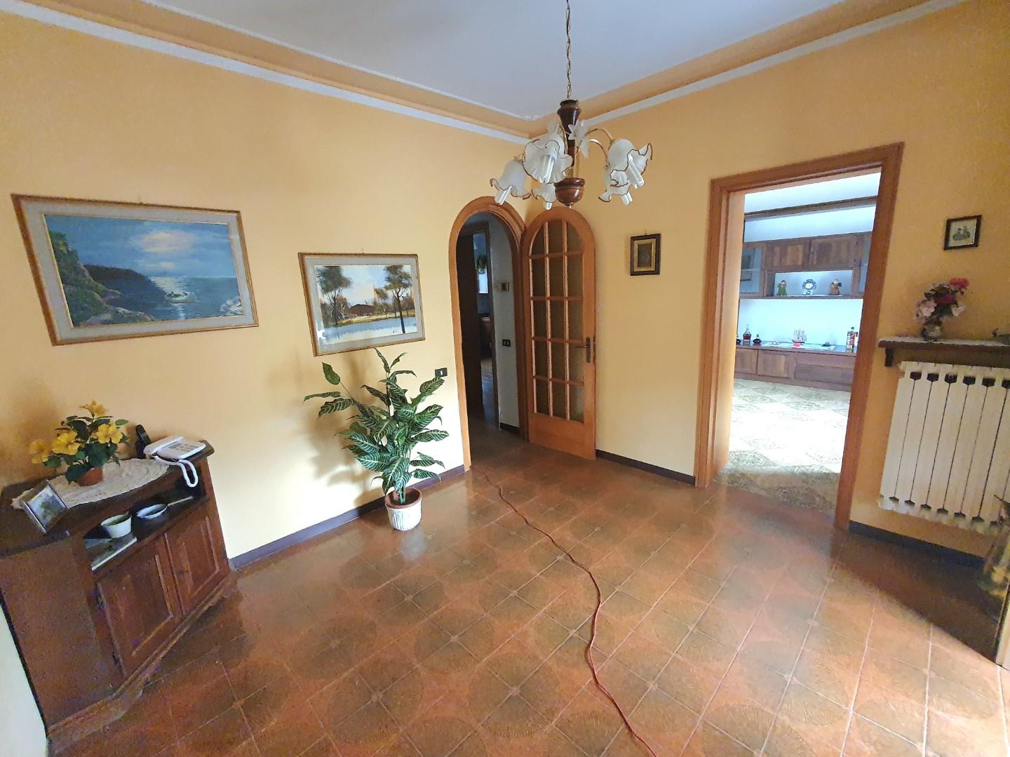 Casa indipendente con giardino, Lucca santa maria a colle