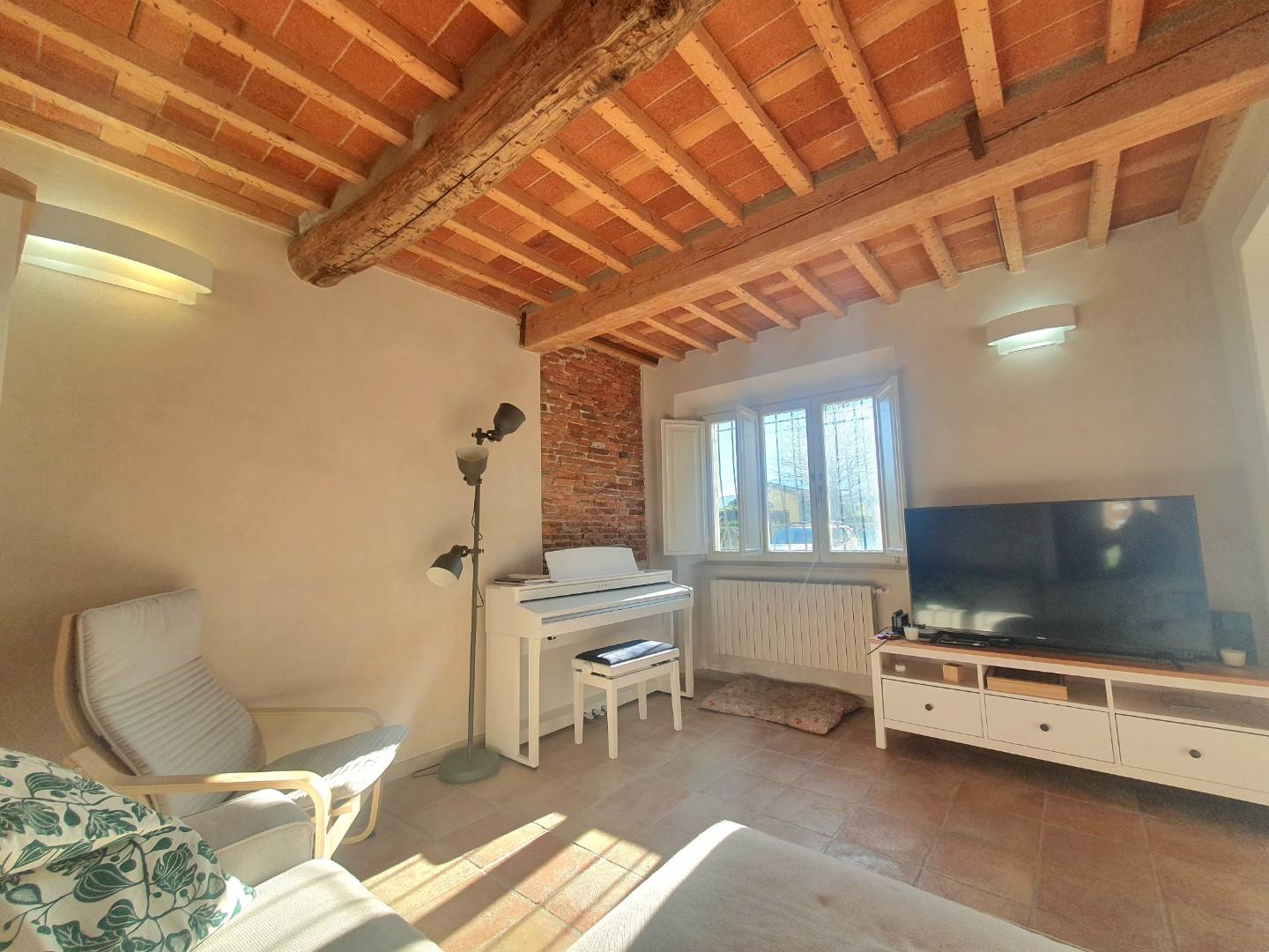 Casa indipendente con giardino, Lucca san macario in piano