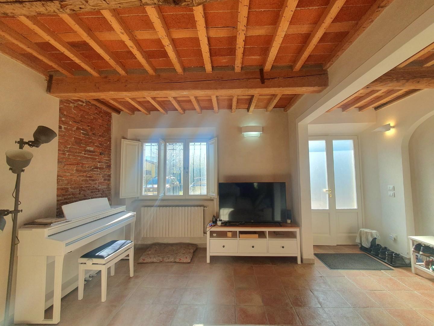 Casa indipendente con giardino, Lucca san macario in piano