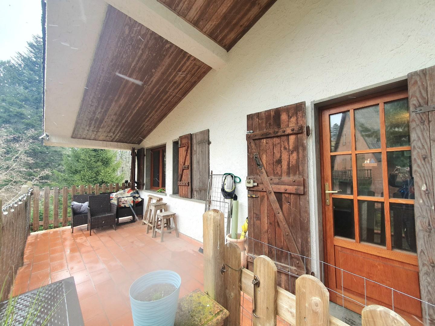 Villa con giardino, Villa Basilica pizzorne