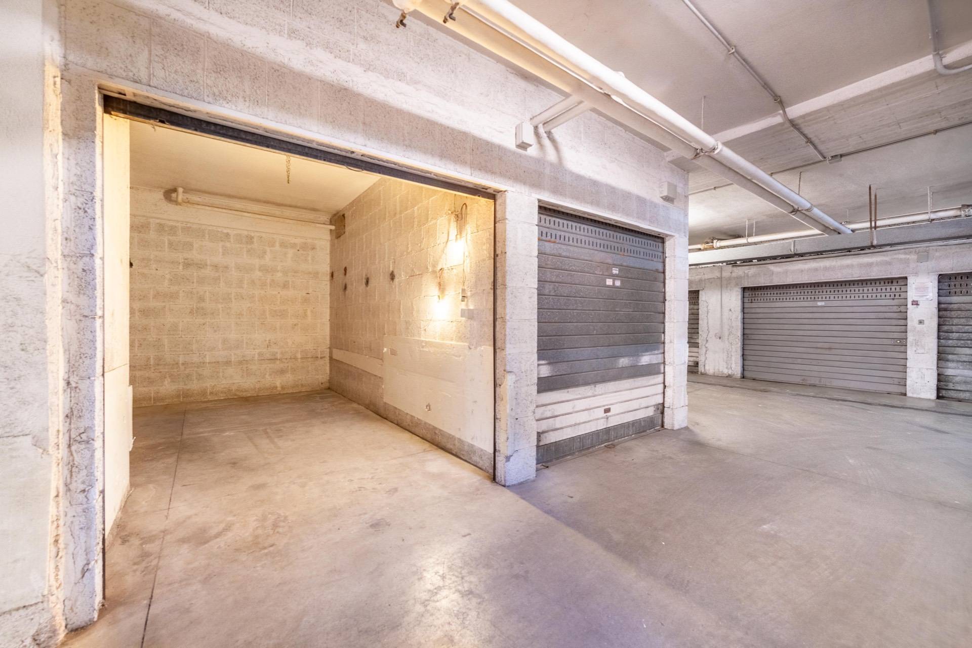 Box o garage in vendita a Roma, Ostia