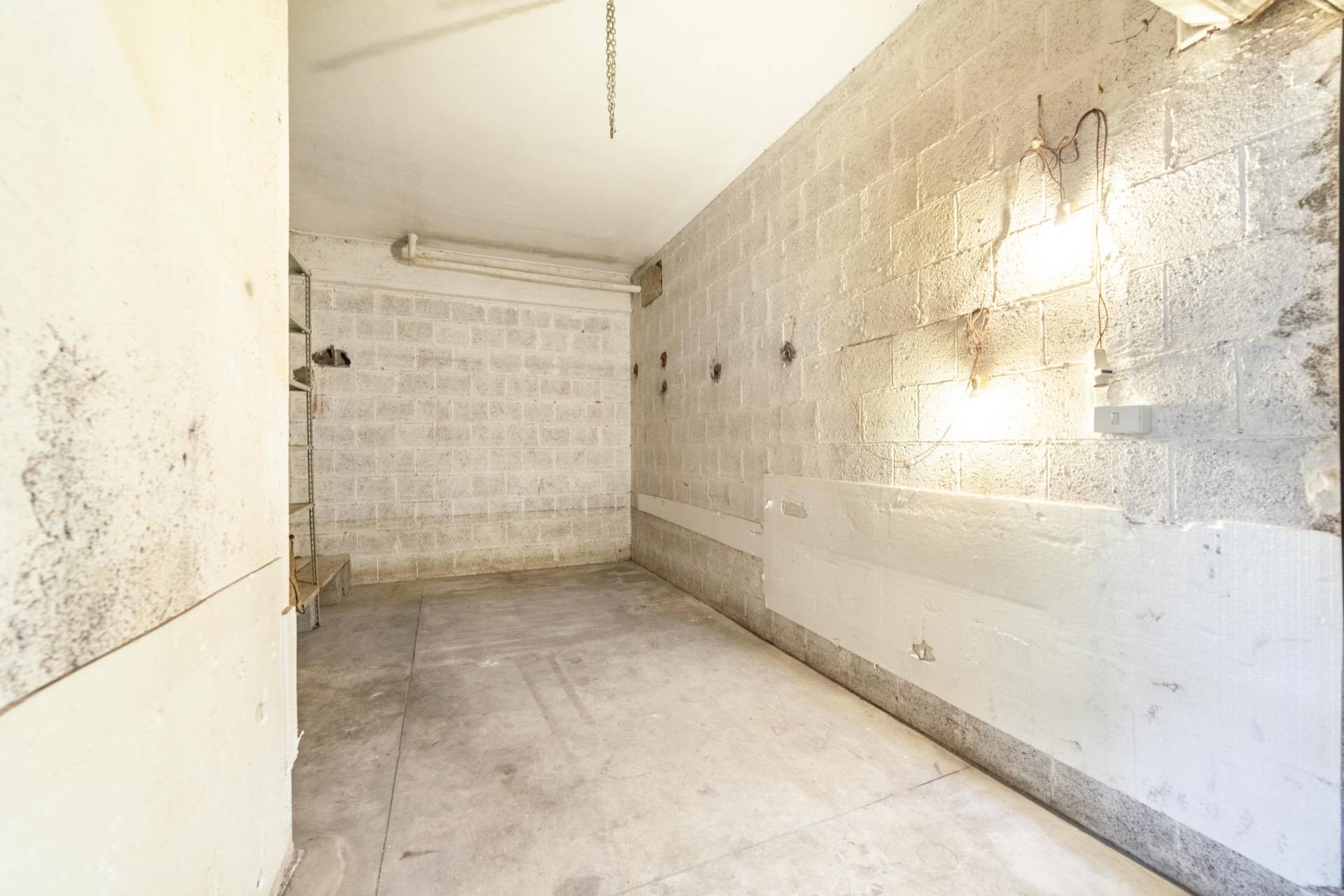 Box o garage in vendita a Roma, Ostia