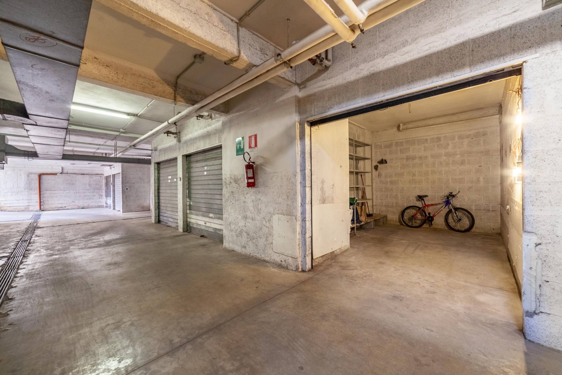 Box o garage in vendita a Roma, Ostia