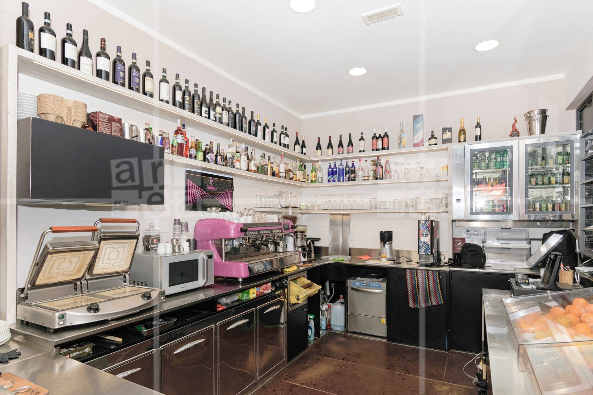 Attivit commerciale in vendita a Roma