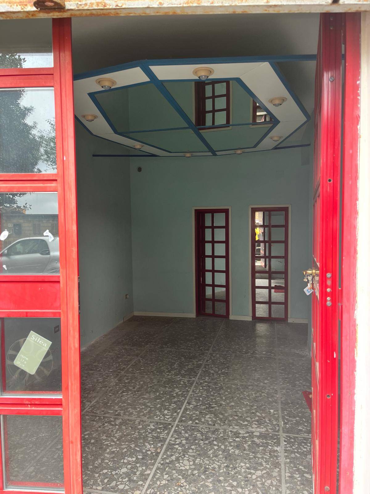 Locale commerciale in vendita a Roma, Monteverde