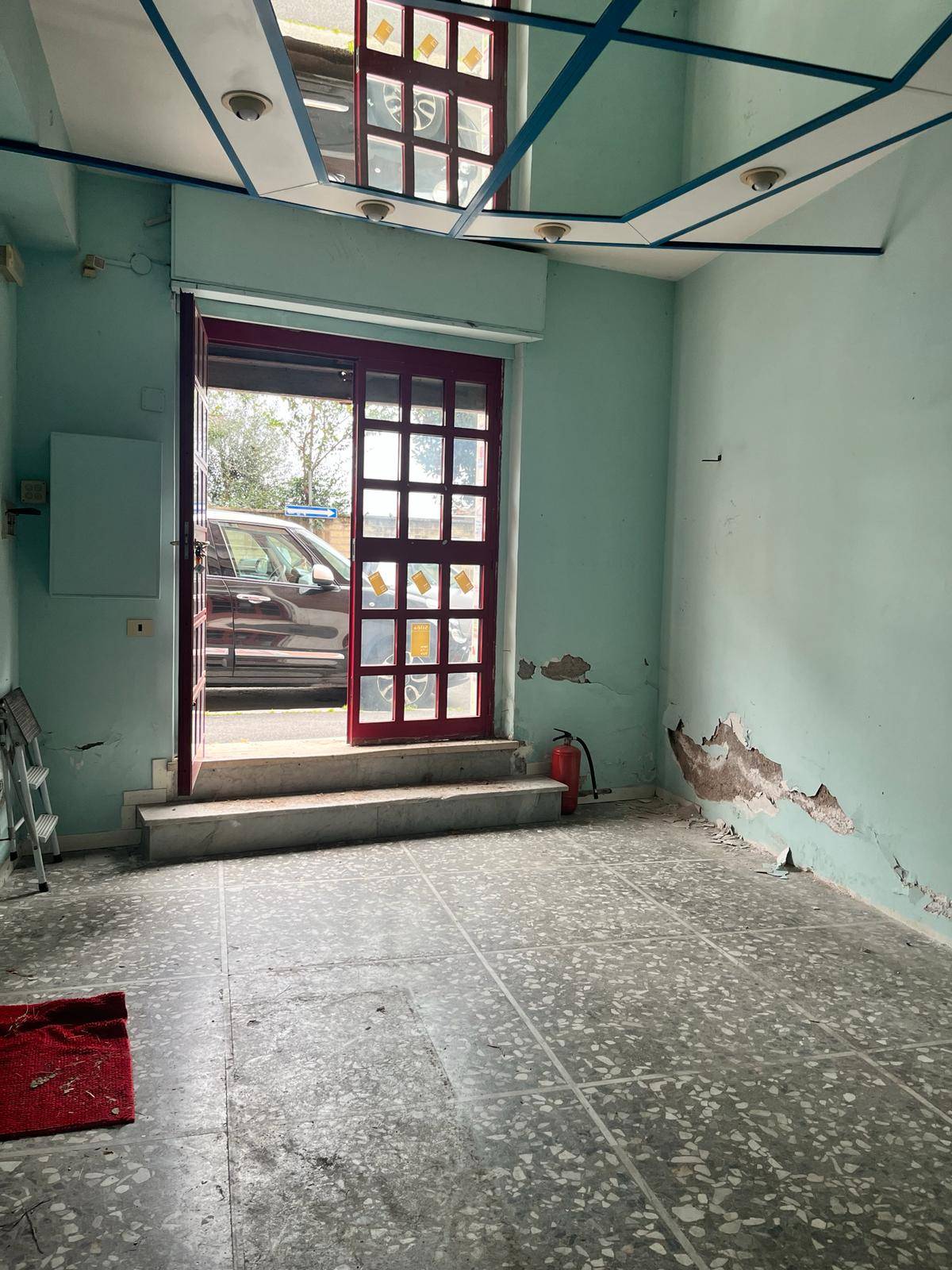 Locale commerciale in vendita a Roma, Monteverde