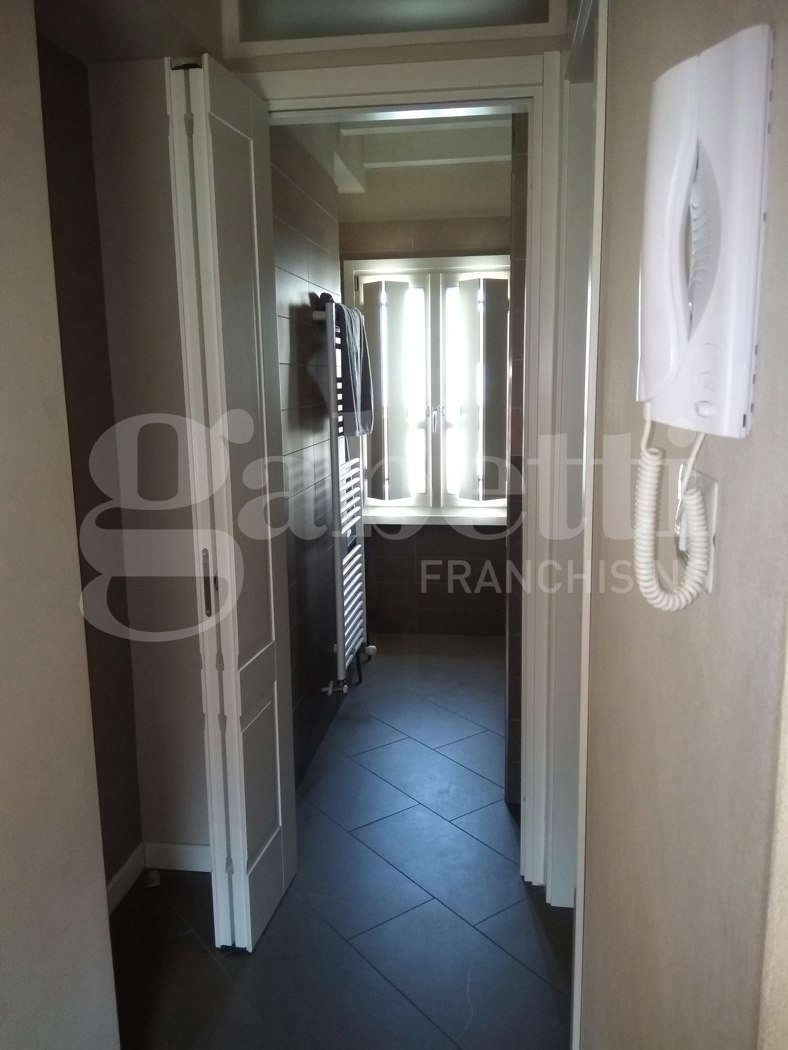 Stabile/Palazzo con box doppio a Codogno