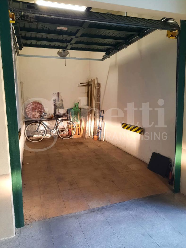 Attico con box a Codogno