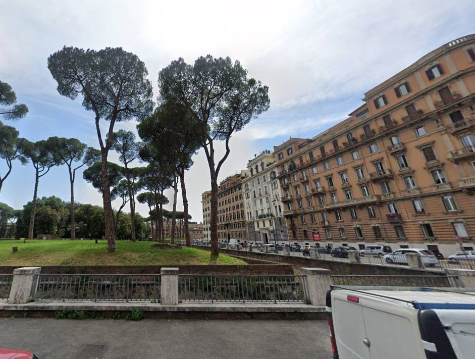 Bilocale con terrazzo a Roma
